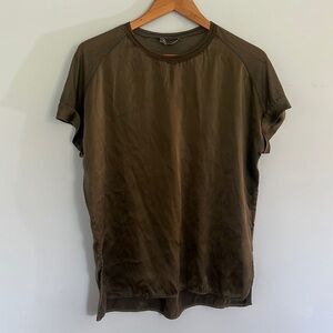 Vince silk T shirt: Size M, green